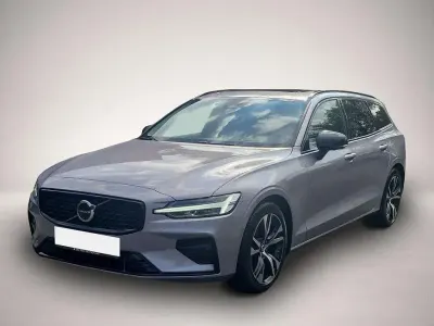 Gebraucht Volvo V60 Plus 197 PS (144 kW) 2025 Manufacturer Kombi