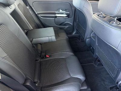 Gebraucht Mercedes GLB180 136 PS (100 kW) 2022 Weiß SUV