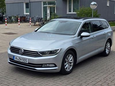 Second-hand VW Passat Highline 190 CP (139 kW) 2016 Gri Berlinǎ