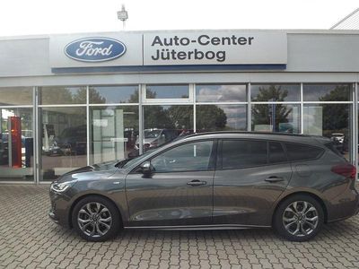 Używany Ford Focus ST-Line X 116 KM (85 kW) 2024 Szary Sedan/Limuzyna