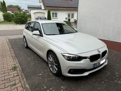 Gebraucht BMW 330 Advantage 252 PS (185 kW) 2016 Weiß Kombi