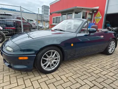 Gebraucht Mazda MX5 90 PS (66 kW) 1996 Grün Cabrio