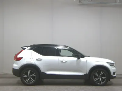 Gebraucht Volvo XC40 R-Design 190 PS (139 kW) 2020 Weiss SUV
