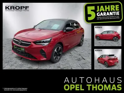 Używany Opel Corsa-e Elegance 100 kW (136 KM) 2022 Czerwony Hatchback
