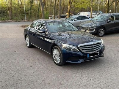 Gebraucht Mercedes C250 204 PS (150 kW) 2015 Blau Limousine