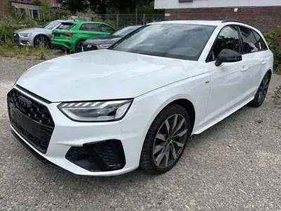Gebraucht Audi A4 S-Line 204 PS (150 kW) 2023 Ibisweiß Kombi