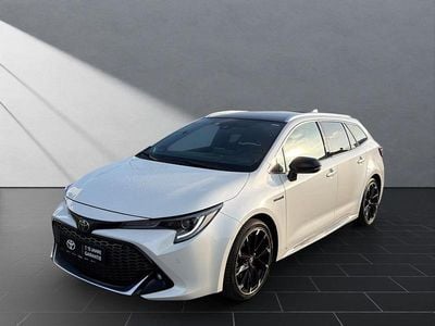 Weiß Gebraucht 2021 Toyota Corolla Limousine | 26.950 € (Teuer)