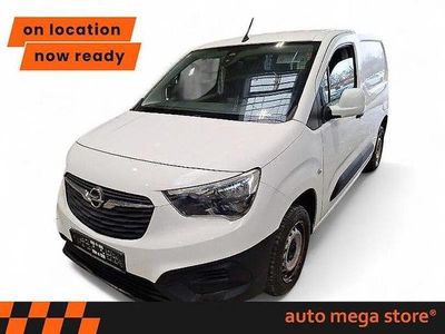 Weiß Gebraucht 2020 Opel Combo Edition Limousine | 8.996 € (Fairer Preis)