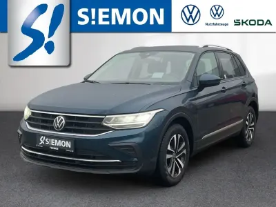 Gebraucht VW Tiguan United 150 PS (110 kW) 2021 Blau SUV
