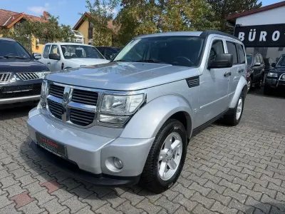Gebraucht Dodge Nitro SXT 177 PS (130 kW) 2010 Silber SUV