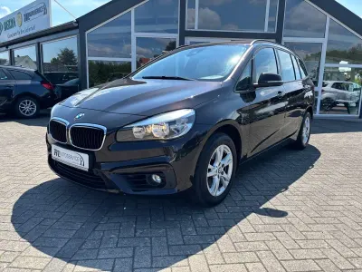 Gebraucht BMW 218 Gran Tourer Advantage 140 PS (102 kW) 2017 Braun Van / Kleinbus