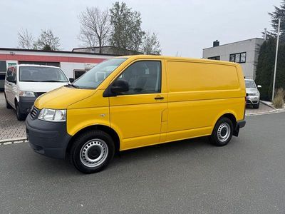 Begagnad VW Transporter 102 HK (75 kW) 2009 Gul Van