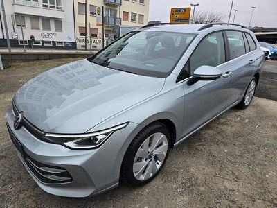 Gebraucht VW Golf VIII Style 150 PS (110 kW) 2025 Silber Kombi