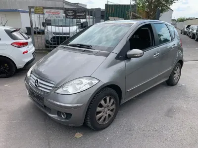 Gebraucht Mercedes A150 95 PS (69 kW) 2008 Grau Limousine