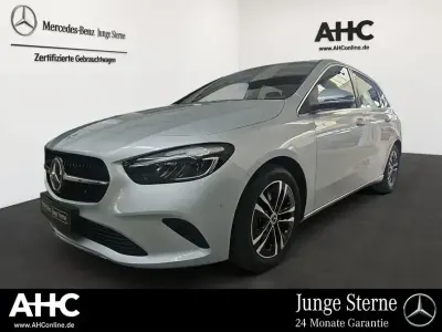 Gebraucht Mercedes B180 Progressive 136 PS (100 kW) 2023 Iridiumsilber metallic Van / Kleinbus