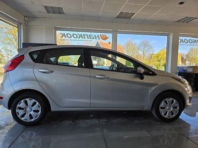 Gebraucht Ford Fiesta Trend 82 PS (60 kW) 2016 Silber Kleinwagen