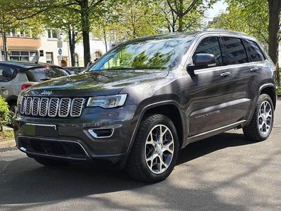 Gebraucht Jeep Cherokee Overland 250 PS (183 kW) 2019 Grau SUV