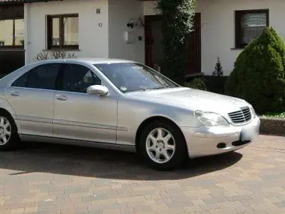 Używany Mercedes S430 279 KM (205 kW) 2002 Srebrny Sedan/Limuzyna