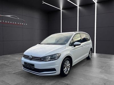 Gebraucht VW Touran Comfortline 110 PS (80 kW) 2016 Weiß Van / Kleinbus