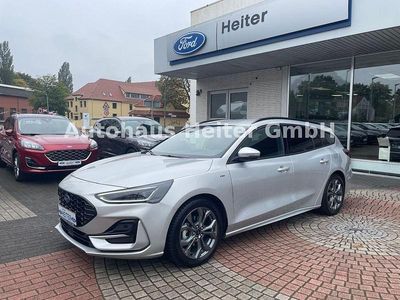 Gebraucht Ford Focus ST-Line X 155 PS (114 kW) 2025 Silber Limousine