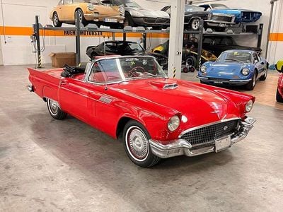 Gebraucht Ford Thunderbird 245 PS (180 kW) 1957 Rot Cabrio