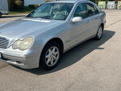 Mercedes C180