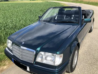 Gebraucht Mercedes E220 Sportline 150 PS (110 kW) 1996 Grün Cabrio