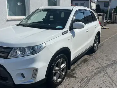 Gebraucht Suzuki Vitara Comfort 120 PS (88 kW) 2018 Weiß SUV