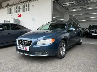 Gebraucht Volvo V70 Kinetic 163 PS (119 kW) 2009 Other Kombi