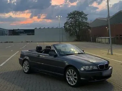 Gebraucht BMW 318 150 PS (110 kW) 2006 Grau Cabrio