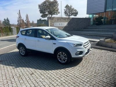 Gebraucht Ford Kuga Titanium X 150 PS (110 kW) 2019 Weiß SUV
