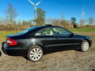 Gebraucht Mercedes CLK280 231 PS (169 kW) 2007 Schwarz Coupé