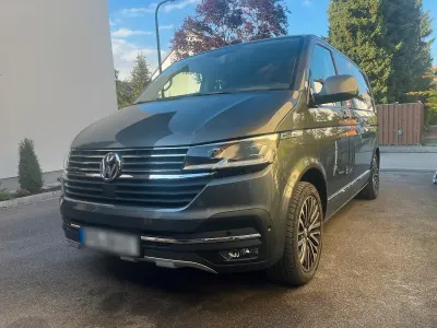 Gebraucht VW Multivan Highline 204 PS (150 kW) 2022 Grau Van / Kleinbus