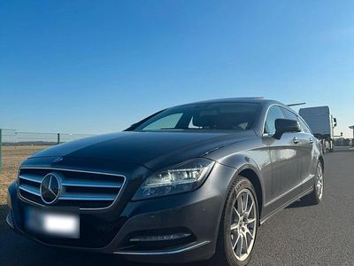 Gebraucht Mercedes CLS350 265 PS (194 kW) 2014 Grau Kombi