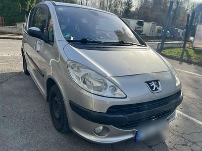 Peugeot 1007