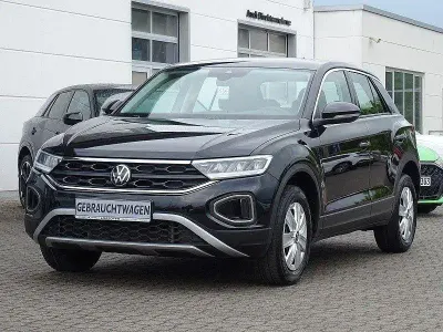 Używany VW T-Roc 110 KM (80 kW) 2023 Czarny SUV