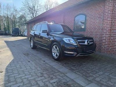 Obsidianschwarz Gebraucht 2014 Mercedes GLK220 Sport SUV | 13.950 € (Fairer Preis)