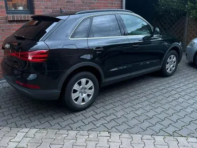 Gebraucht Audi Q3 Ambiente 170 PS (125 kW) 2013 Schwarz SUV