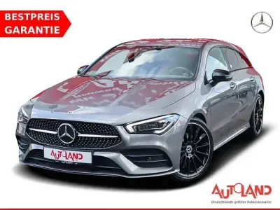 Gebraucht Mercedes CLA200 AMG line 163 PS (119 kW) 2023 Grau Limousine