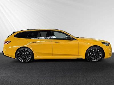 Usata BMW M5 M Sport 727 CV (534 kW) 2025 Giallo Station wagon