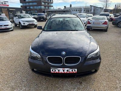 Gebraucht BMW 525 Sport Line 177 PS (130 kW) 2004 Blau Kombi