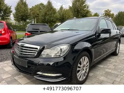 Gebraucht Mercedes C200 184 PS (135 kW) 2013 Obsidianschwarz  metalliclack (metallic) Kombi