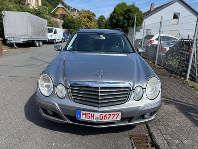 Mercedes E280