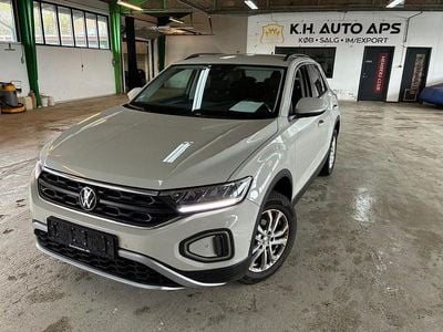 Second-hand VW T-Roc Life 150 CP (110 kW) 2022 Gri SUV