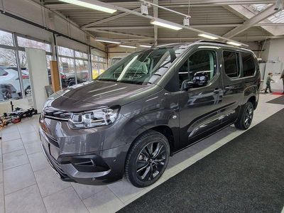 Gebraucht Toyota Proace Verso City 131 PS (96 kW) 2023 Grau Kombi