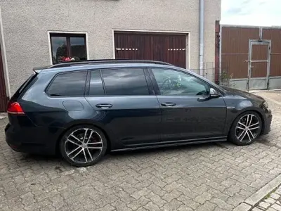 Second-hand VW Golf VII GTD 184 CP (135 kW) 2017 Negru Break