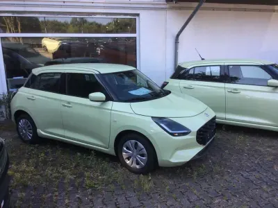 Neu Suzuki Swift Club 83 PS (61 kW) 2025 Kleinwagen