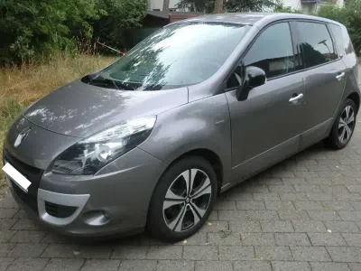 Gebraucht Renault Scénic III Bose Edition 131 PS (96 kW) 2011 Grau Van / Kleinbus