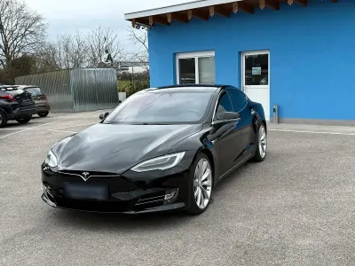 Usata Tesla Model S 279 kW (380 CV) 2018 Nero Utilitaria