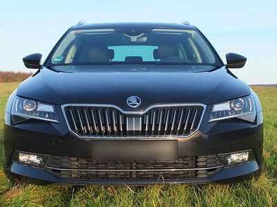 Gebraucht Skoda Superb 150 PS (110 kW) 2018 Schwarz Kombi